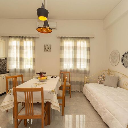 Foivos Apartment Naxos City Екстер'єр фото