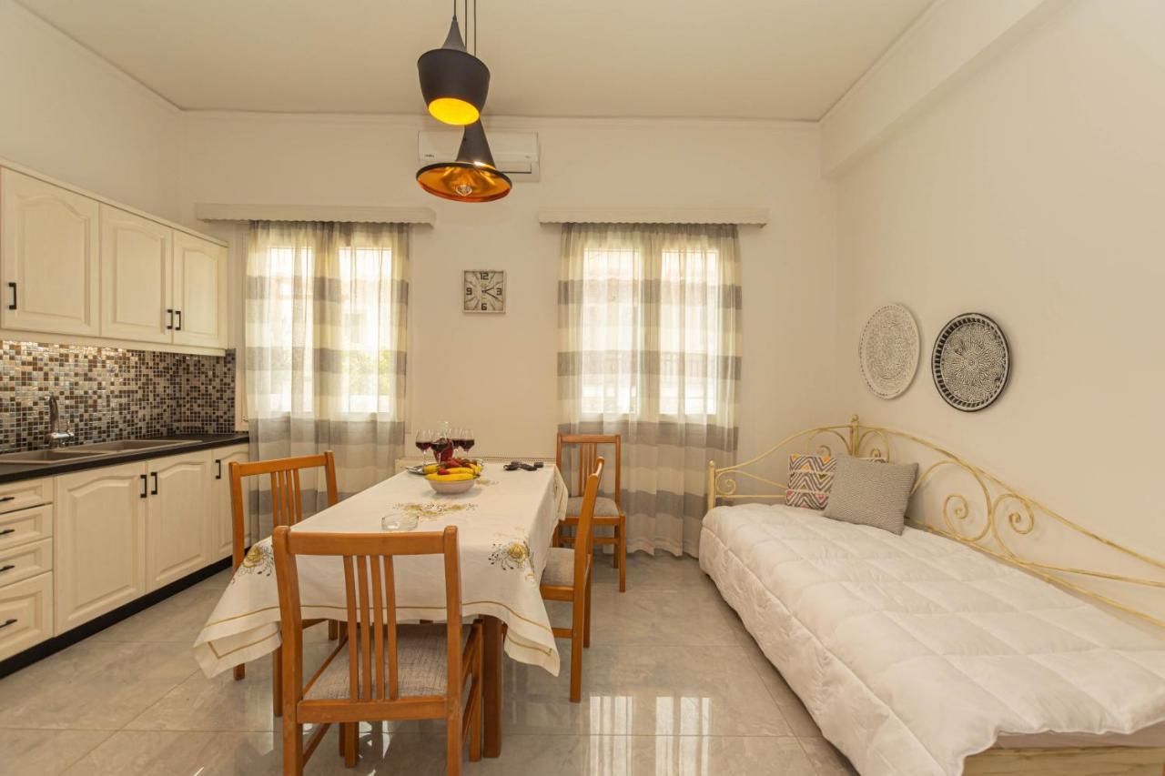 Foivos Apartment Naxos City Екстер'єр фото